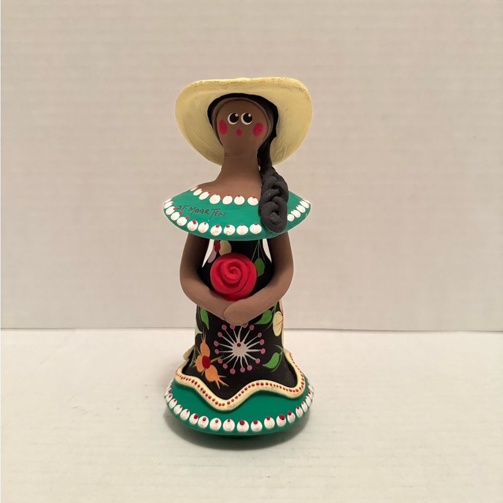 Vintage Mexican Pottery Hand Painted Girl Woman Collector Figurine